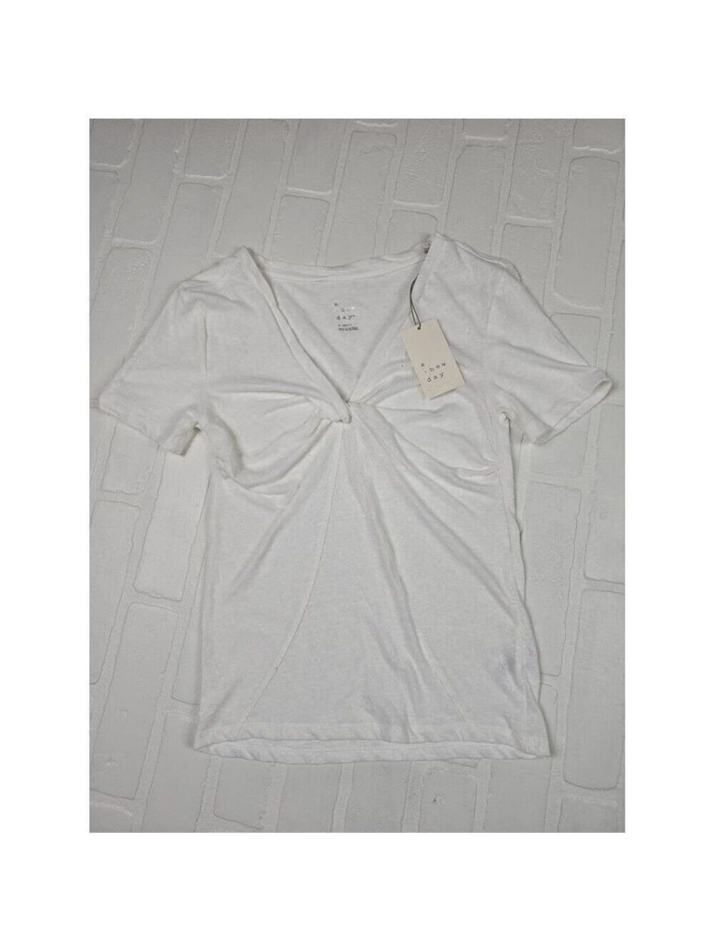 A New Day White Twisted V-Neck Top 3X